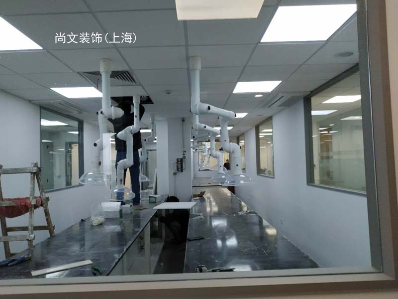 生物醫(yī)藥實驗室裝修施工中